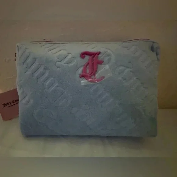 Juicy couture BABY BLUE 👶🏼💙 cosmetic bag - Picture 2 of 4
